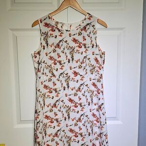 𝅺VINTAGE 90's White Floral Midi Dress